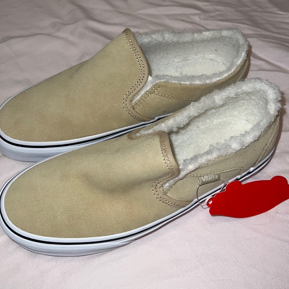NWT VANS fuzzy vans - Picture 1 of 4